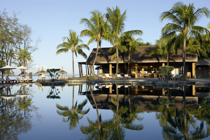 66721113-H1-outrigger-mauritius-beach-resort-ext-pool-view3_web