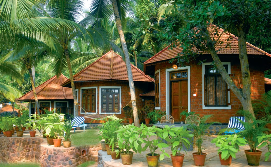 Manaltheeram Ayurvedic Beach Resort Cottages_873x539